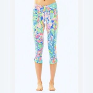 Lilly Pulitzer Luxletic Fara weekender crop leggings size large nwt
